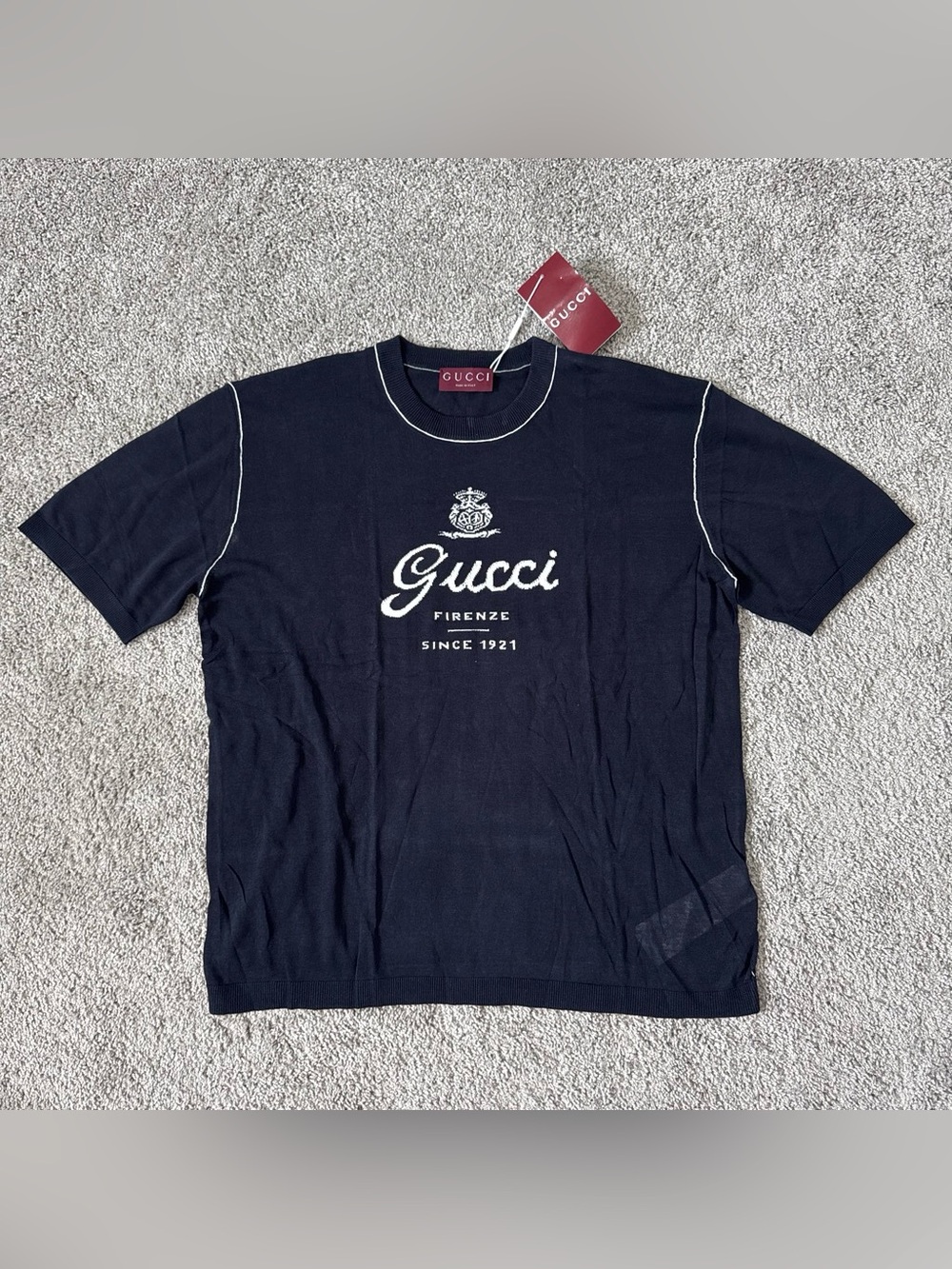 Gucci Men’s dark Navy Logo Crewneck T-Shirt size XL for men